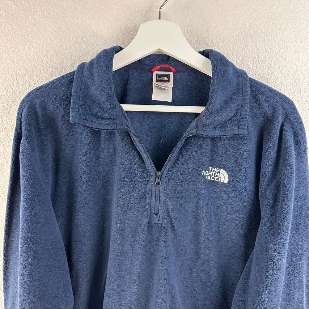 The North Face‎ blue men’s fleece 1/2 zip jacket size L